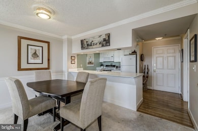 The Williamsburg unit 417, Arlington, VA 22201 - photo 2