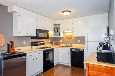 13 Bramber ii unit 2, Rochester, NH 03867 - photo 6
