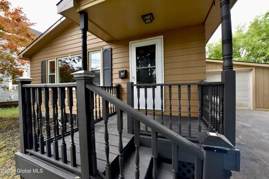 8 Cortland St, Glens Falls, NY 12801 - photo 2