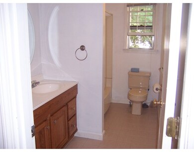 15 Hines Ct unit 19, Marblehead, MA 01945 - photo 5