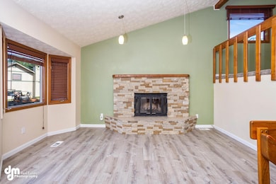 Living Room 3902-FULL