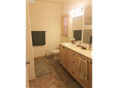 Bathroom, Attached