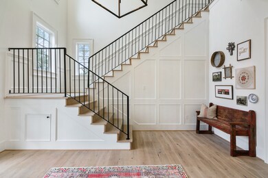 1215 Drury Ln, Houston, TX 77055 - photo 7