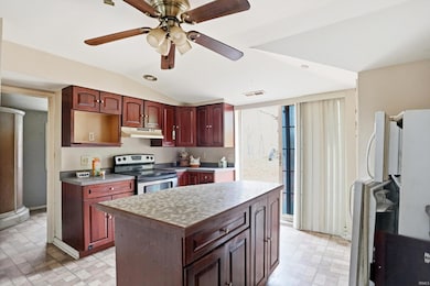 8833 S Oak St, Knightstown, IN 46148 - photo 4