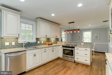 3460 Washington Dr, Falls Church, VA 22041 - photo 5
