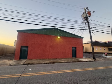 107 W Burdeshaw St, Dothan, AL 36303 - photo 7