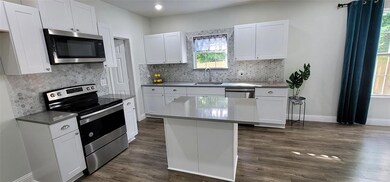 201 Madison St, Cleburne, TX 76033 - photo 7