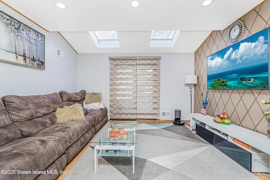 45 Pembrook Loop, Staten Island, NY 10309 - photo 6