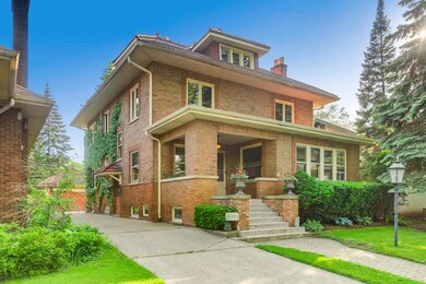 566 Webford Ave, Des Plaines, IL 60016 - photo 2