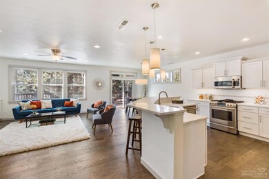 20229 Sundowner Ln, Bend, OR 97703 - photo 7