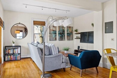 146 Chestnut Ave unit 3, Jamaica Plain, MA 02130 - photo 6