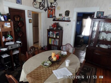 18 Hawk St, Schenectady, NY 12302 - photo 3