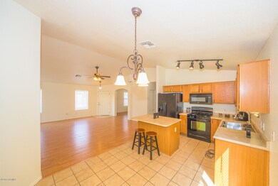 7842 kitchen