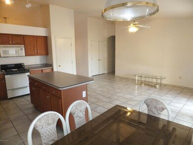 Kitchen-Family Room