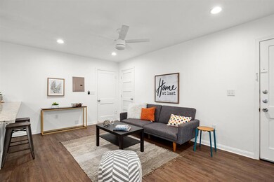 301 E 33rd St unit 4, Austin, TX 78705 - photo 5