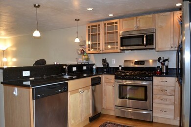 617-619 E 2nd St unit 2, Boston, MA 02127 - photo 3