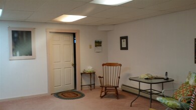 60 Laurel Ln, White River Junction, VT 05001 - photo 4