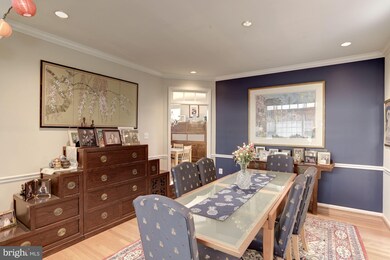 9927 Bickley Ct, Vienna, VA 22181 - photo 7