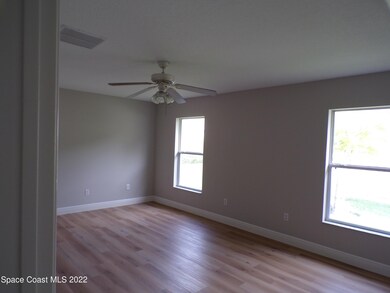 129 Drake Way, Sebastian, FL 32958 - photo 4