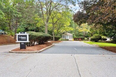 250 Hammond Pond Pkwy unit 308S, Chestnut Hill, MA 02467 - photo 3