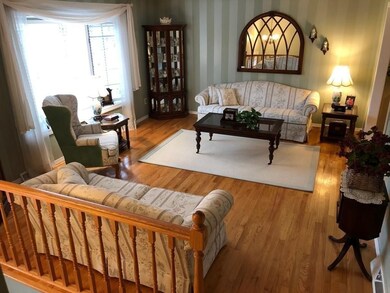 98 Westview Dr, Stoughton, MA 02072 - photo 3