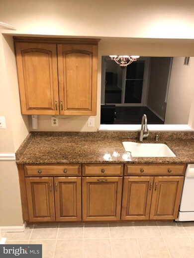 18735 Summer Oak Ct, Germantown, MD 20874 - photo 5