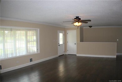 109 Heavenly Dr, Statesville, NC 28625 - photo 6