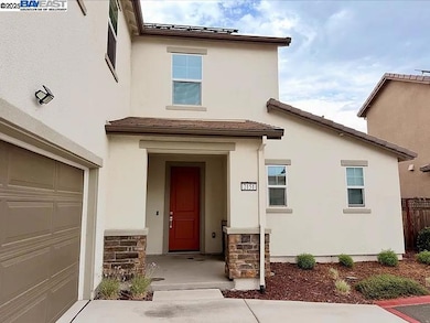 2151 Daimler St, Lathrop, CA 95330 - photo 2