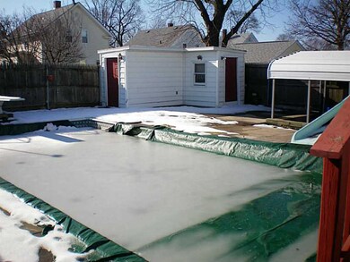 Swimming Pool/Hot Tub/Sauna.
