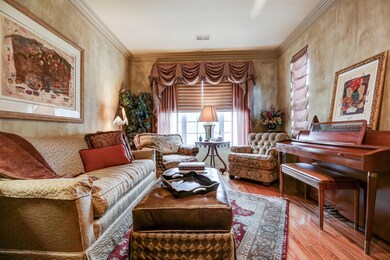 007_Living Room