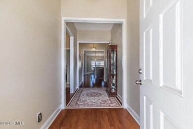 5 Foyer