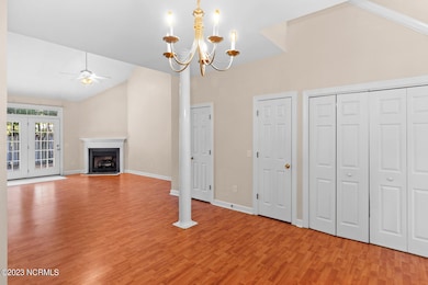 mls-5006CarletonDrive-11
