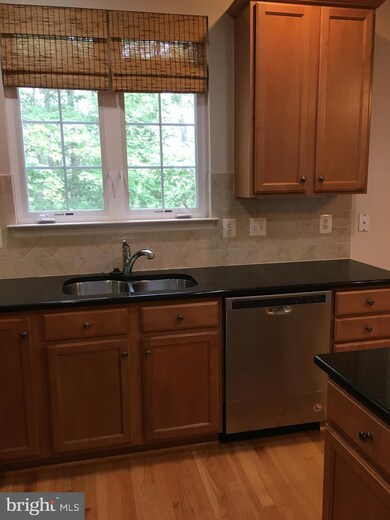 8106 Mississippi Rd, Laurel, MD 20724 - photo 6