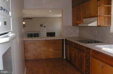 5266 Colebrook Dr, La Plata, MD 20646 - photo 6