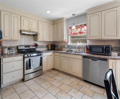 307 Gilbert Dr, Vivian, LA 71082 - photo 6