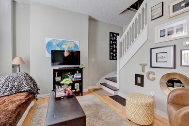 Livingroom/Stairs