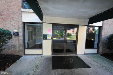 6143 Leesburg Pike unit 401, Falls Church, VA 22041 - photo 3