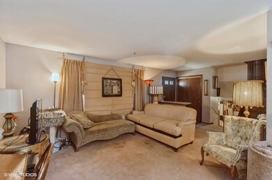 OPEN LIVING ROOM TO DINING ROOM