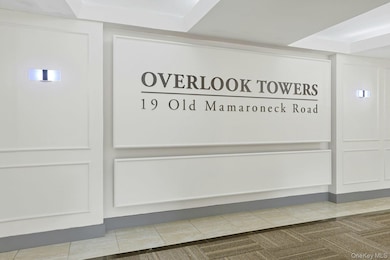 19 Old Mamaroneck Rd unit 6M, White Plains, NY 10605 - photo 3