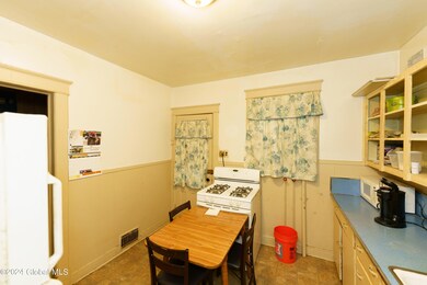 695 3rd St, Albany, NY 12206 - photo 7