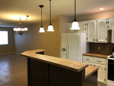 5308 Cypress Dr, Laredo, TX 78041 - photo 3