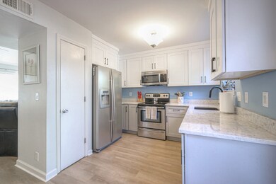 418 Newbary Ct, Franklin, TN 37069 - photo 6