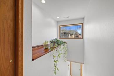 9322 W Loomis Rd unit 4, Franklin, WI 53132 - photo 4