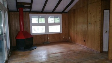 804 Woodland Ave, Hawley, PA 18428 - photo 5