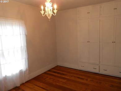 Bathroom, Attached