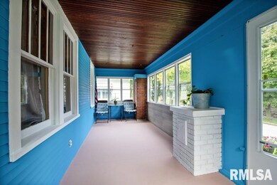 1511 Elm St, Davenport, IA 52803 - photo 2