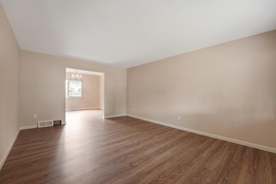 5277 Blue Ash Rd, Columbus, OH 43229 - photo 7