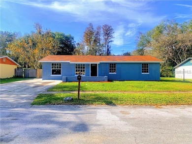 3730 Mistwood Dr, Tampa, FL 33619 - photo 2