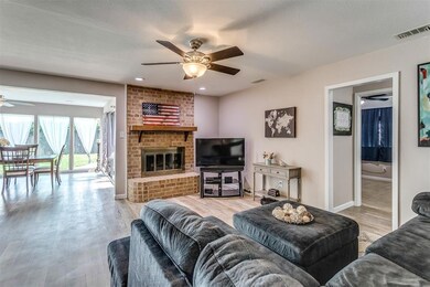 1917 Schumac Ln, Bedford, TX 76022 - photo 7