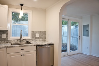 126 Green St unit A, Marblehead, MA 01945 - photo 3